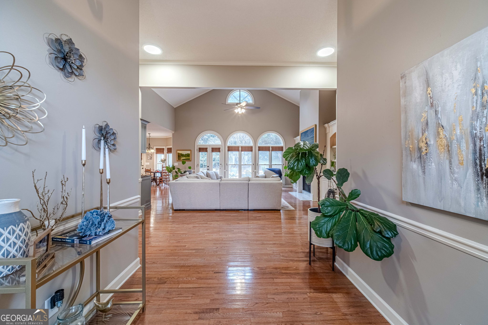 2049 Burgundy DR