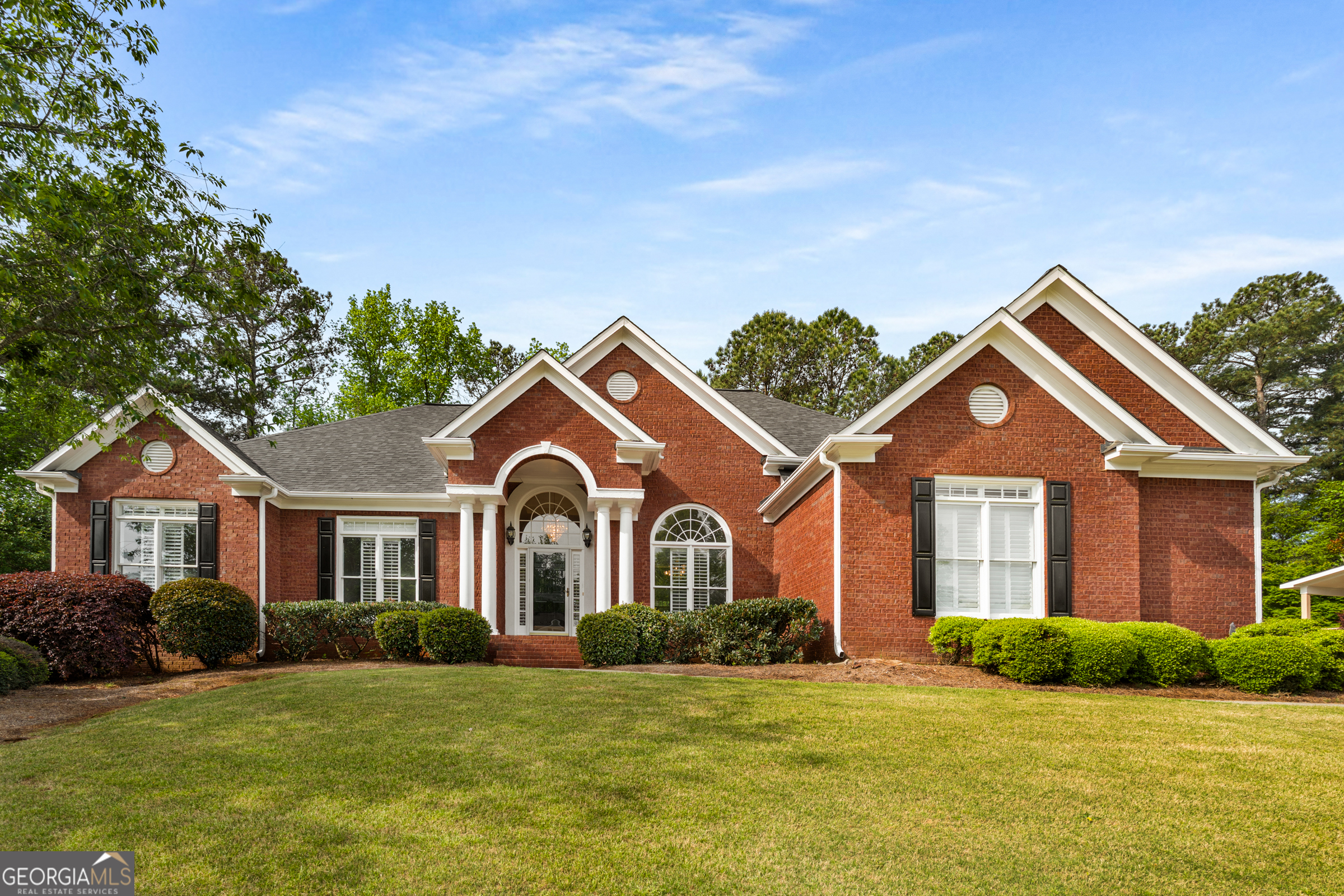 500 Meadowmeade LN