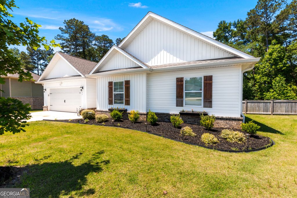Photo of 505 Avington Chase, Perry, GA 31069 (MLS # 10762980)