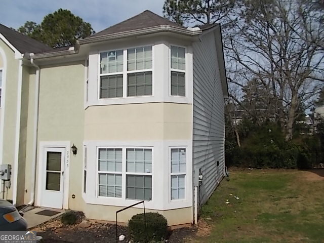 just repainted. 3 spacious bedrooms close to highway I-20. grocery stores. open floor plan. please do request tour via whichever website you find this home. and I could schedule an open house that's convenient for all. Please do make time to come see the house first, all applications are at the house. (no online application) we currently do not service any voucher programs. income to be about to exceed 3 times the asking rent. no bankruptcy, foreclosure nor evictions within the last 5 years. must have satisfactory credit and background history