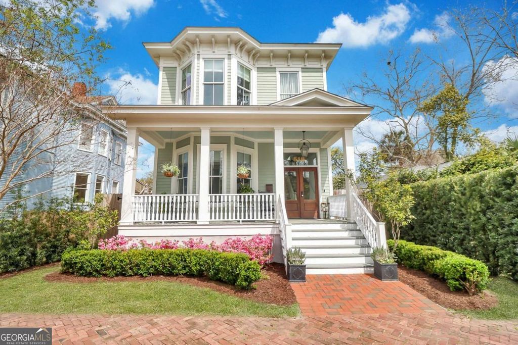 Photo of 518 E Bolton Street, Savannah, GA 31401 (MLS # 10653401)