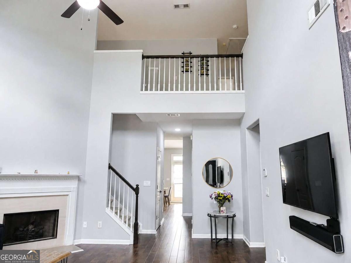 4315 Buford Valley Way