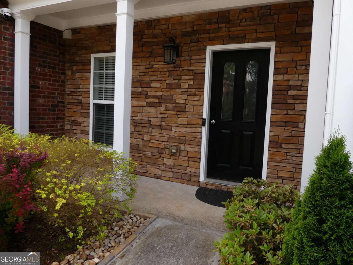 4315 Buford Valley Way