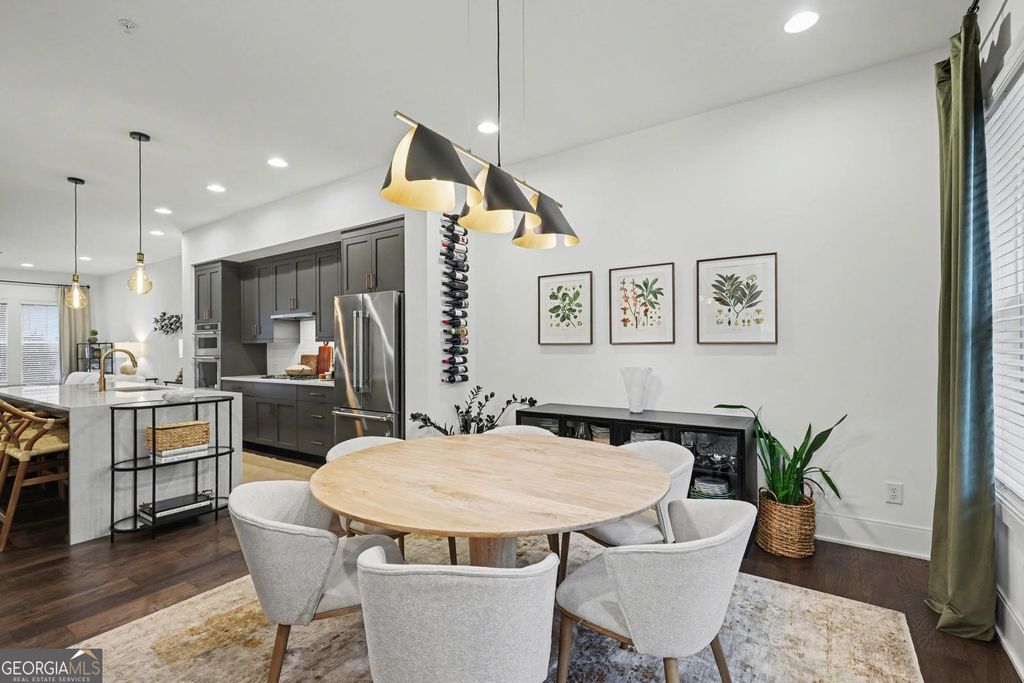 Photo of 1327 Fairmont Avenue NW, Atlanta, GA 30318 (MLS # 10669864)