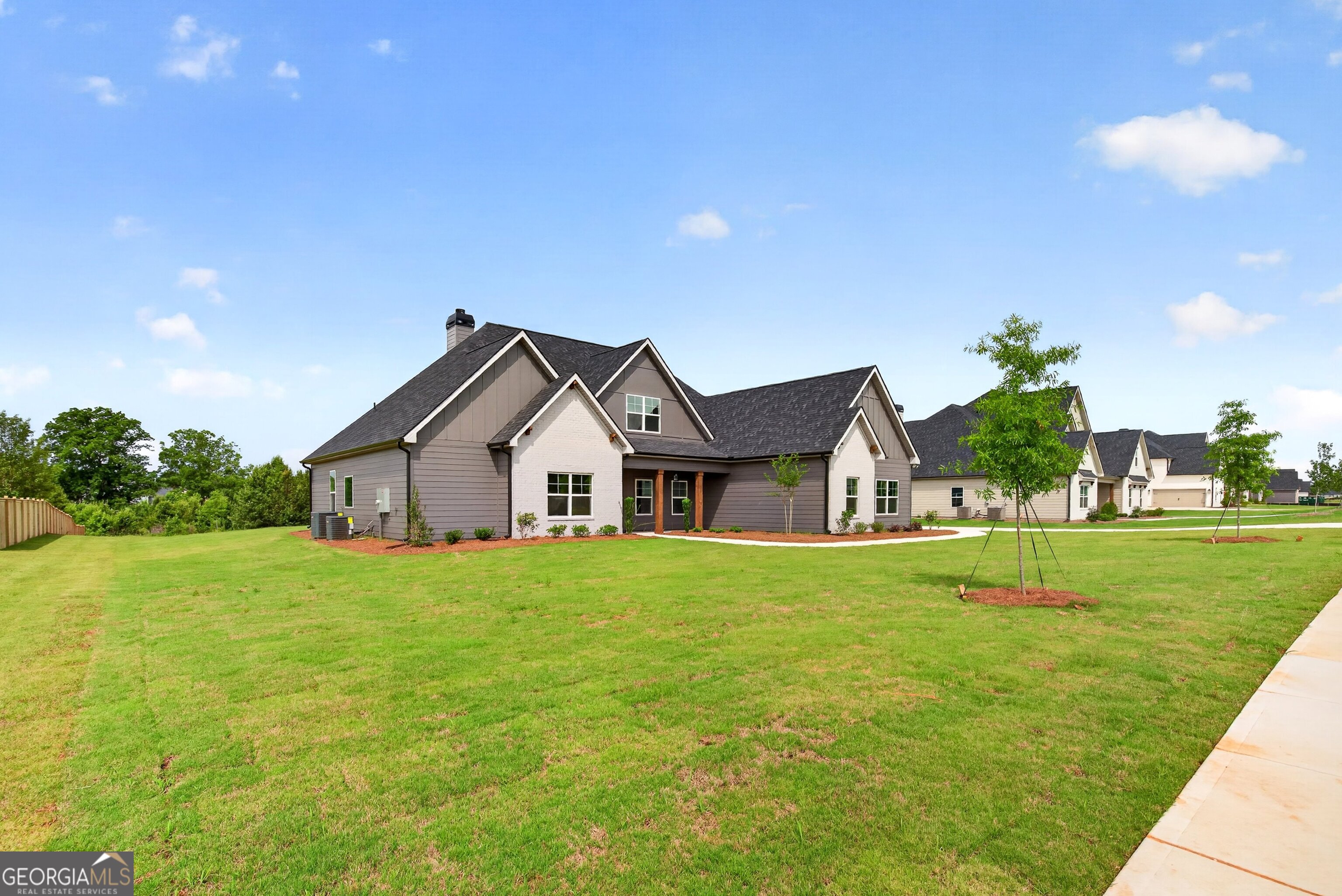 296 Grove PARK 17