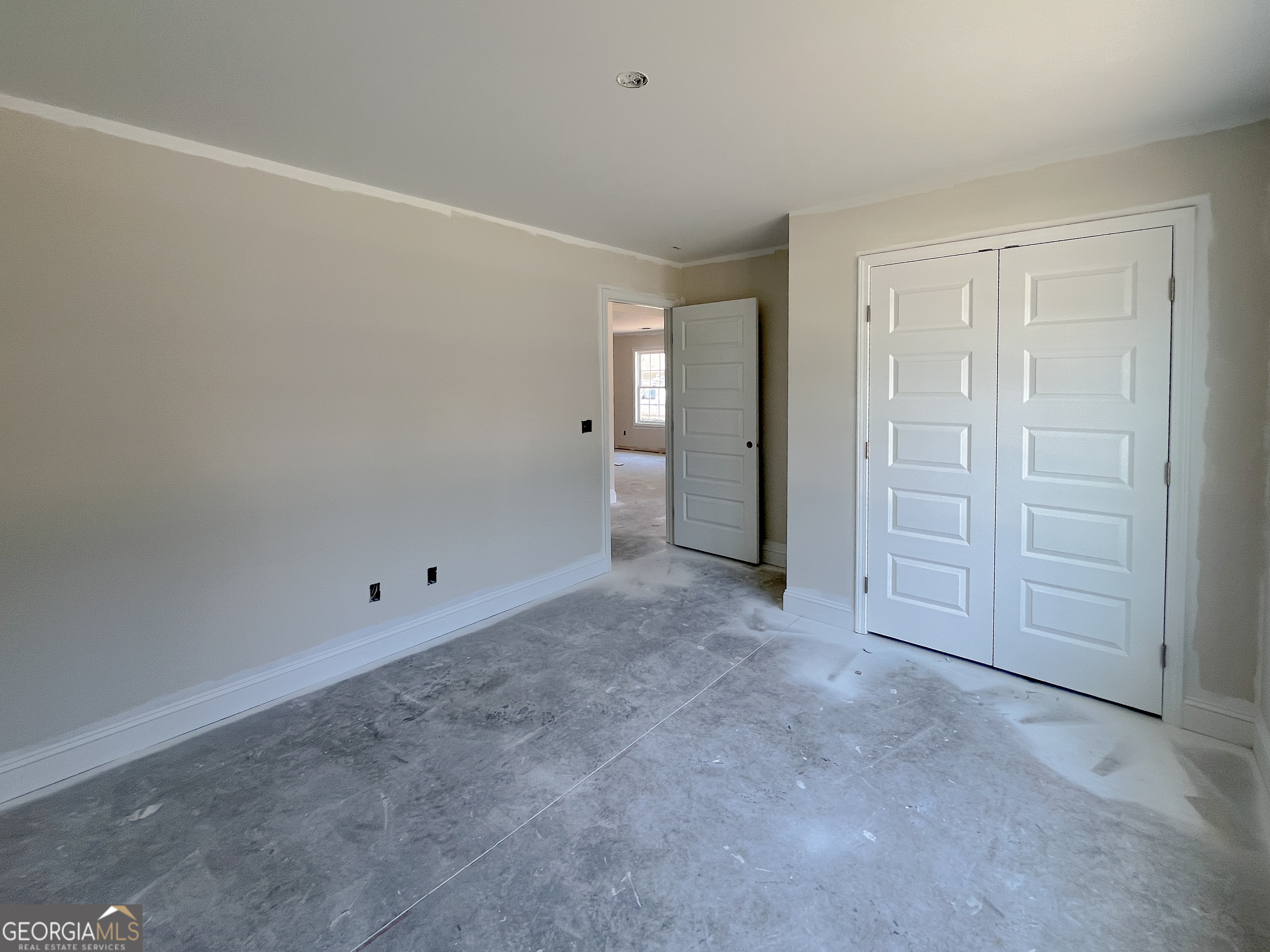 3072 Lindsey DR