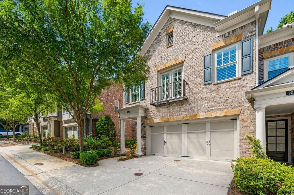 Photo of 205 Nottaway Lane, Alpharetta, GA 30009 (MLS # 10834643)
