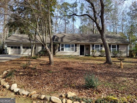 Photo of 172 Middlesex Lane NW, Marietta, GA 30064 (MLS # 10656790)