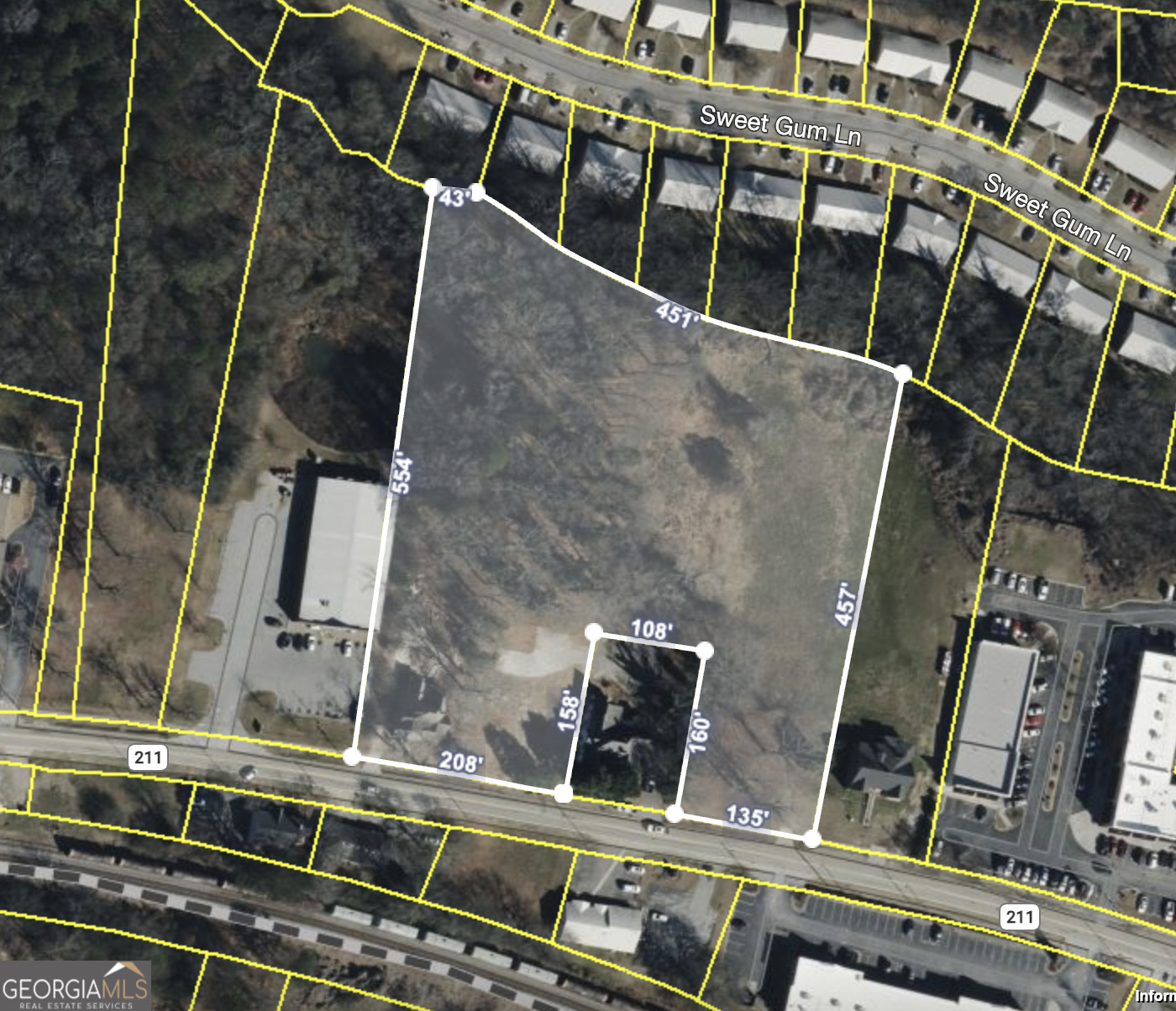 Lot located on a busy street next to Dollar General. Has all utilities.