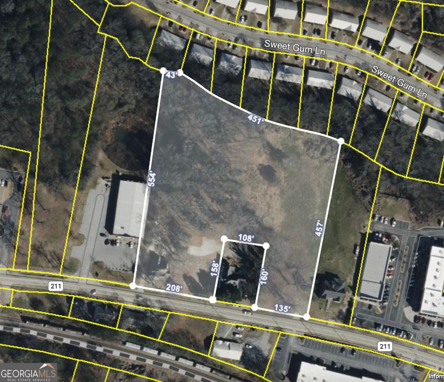 Lot located on a busy street next to Dollar General. Has all utilities.