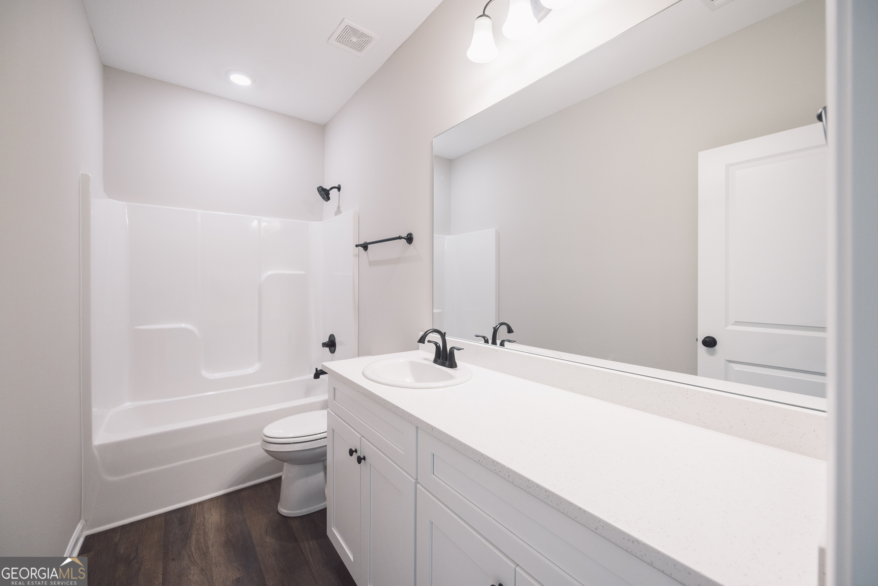 Ivy Glen - Residential