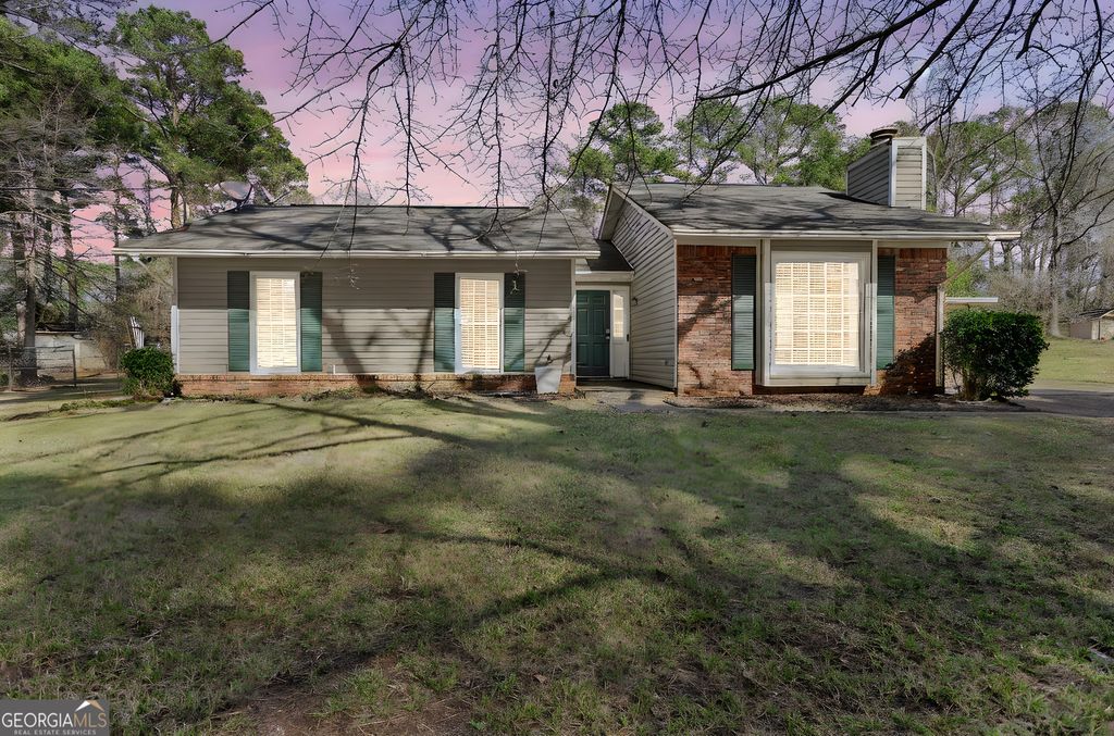 Photo of 90 Beaver Run, Lagrange, GA 30241 (MLS # 10701568)