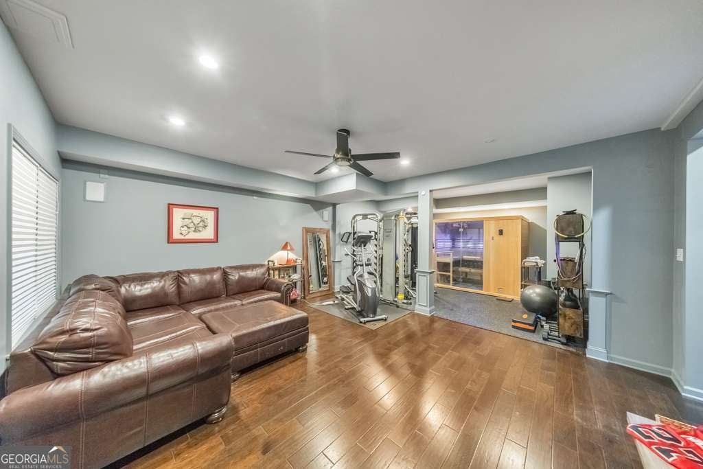 1325 Cameron Glen DR