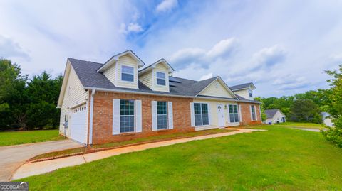 213 WHISTLE WAY Locust Grove GA 30248