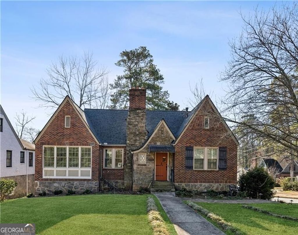 Photo of 1601 Johnson Road NE, Atlanta, GA 30306 (MLS # 10693639)