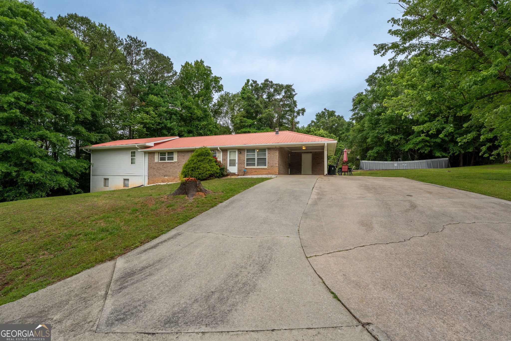 84 Lovell Circle
