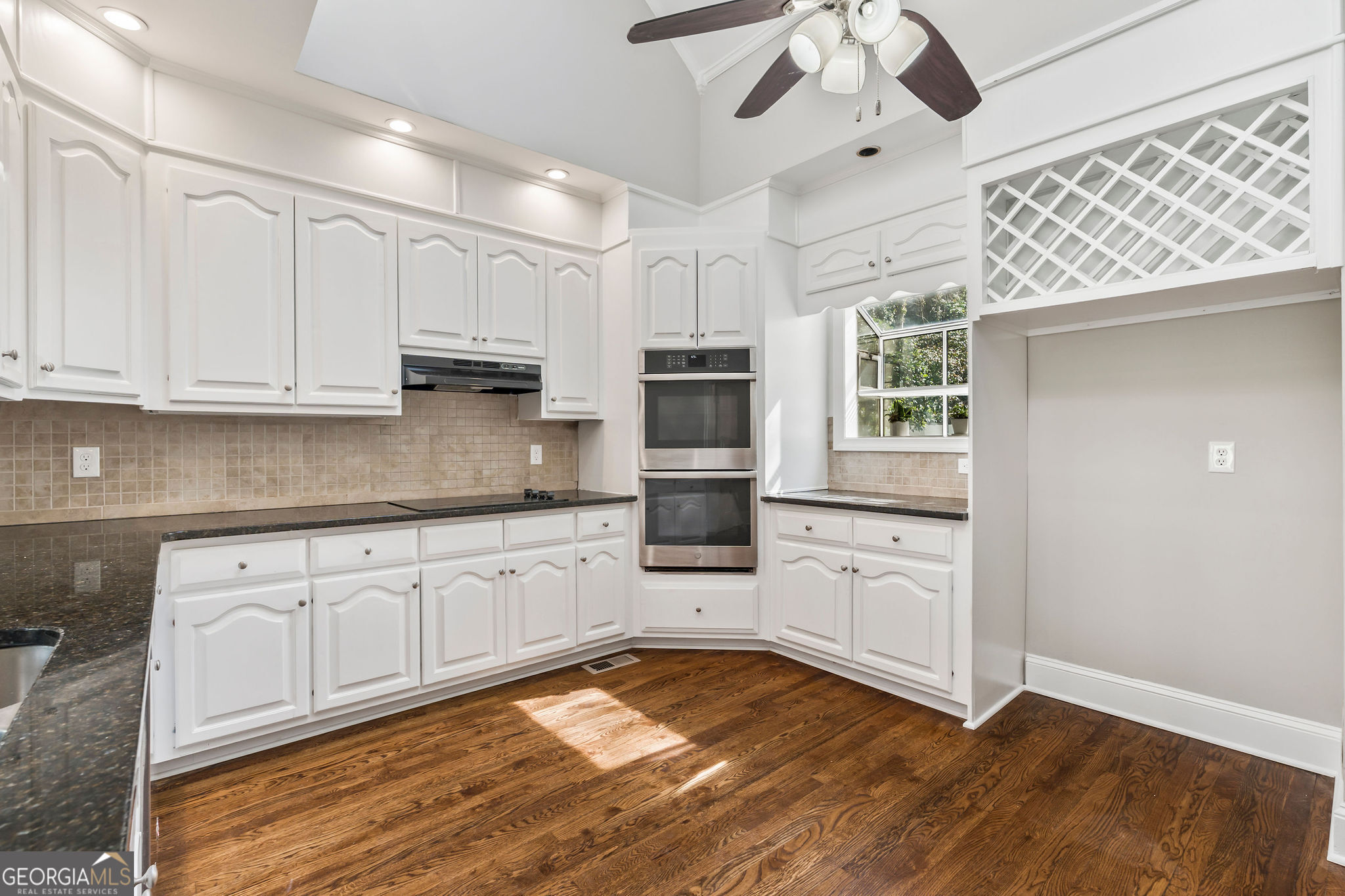 1850 Windsor Wood DR