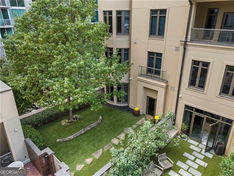 3376 Peachtree RD 1