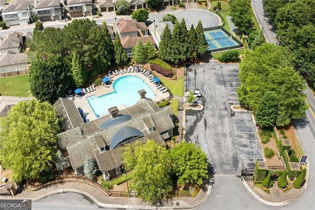 THE VILLAGE AT TOWNLAKE - Residential