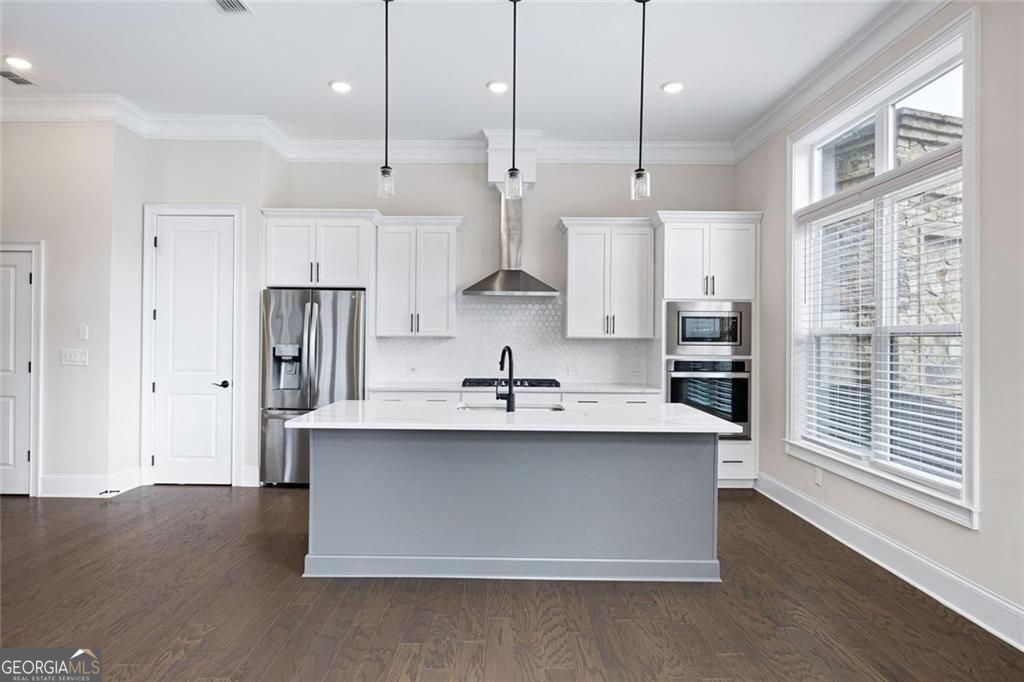 THE VILLAGE AT TOWNLAKE - Residential