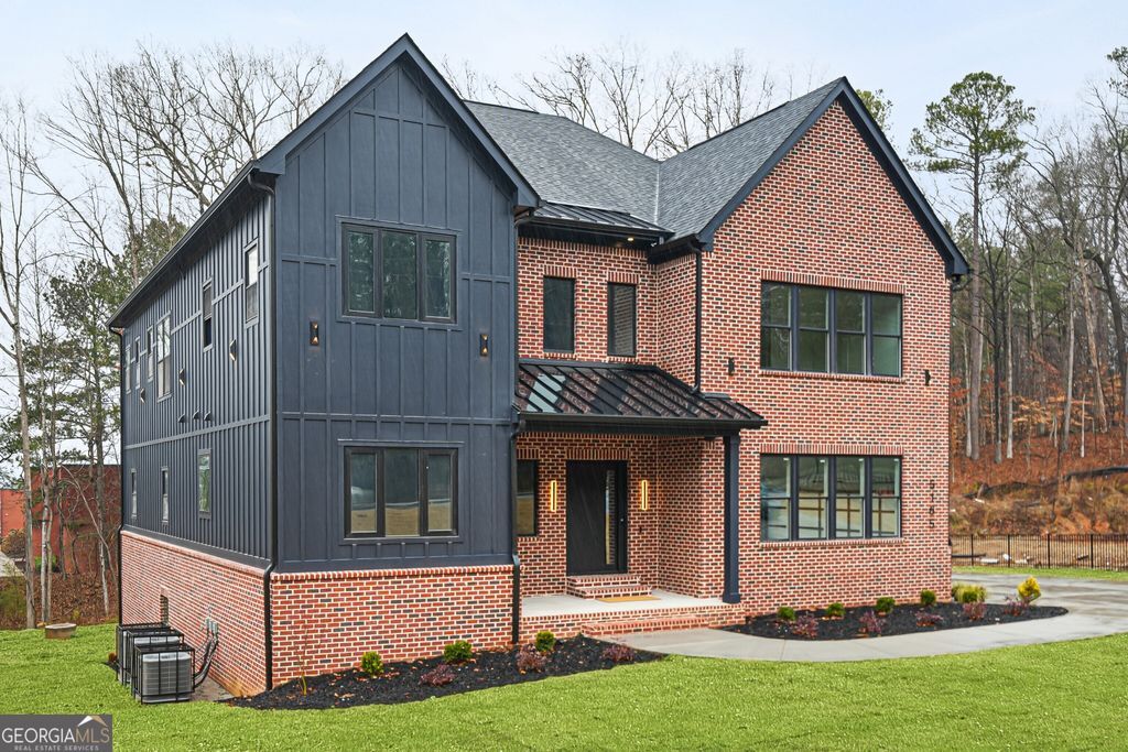 Photo of 5165 Cascade Road SW, Atlanta, GA 30331 (MLS # 10679402)