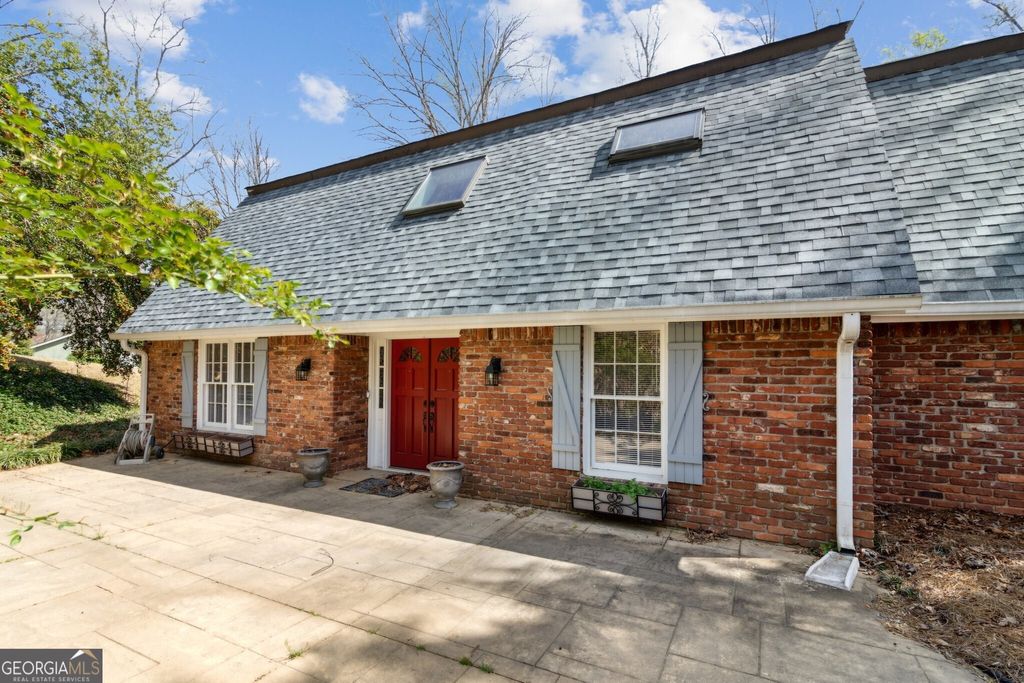 Photo of 355 Westerhall Court, Sandy Springs, GA 30328 (MLS # 10711336)