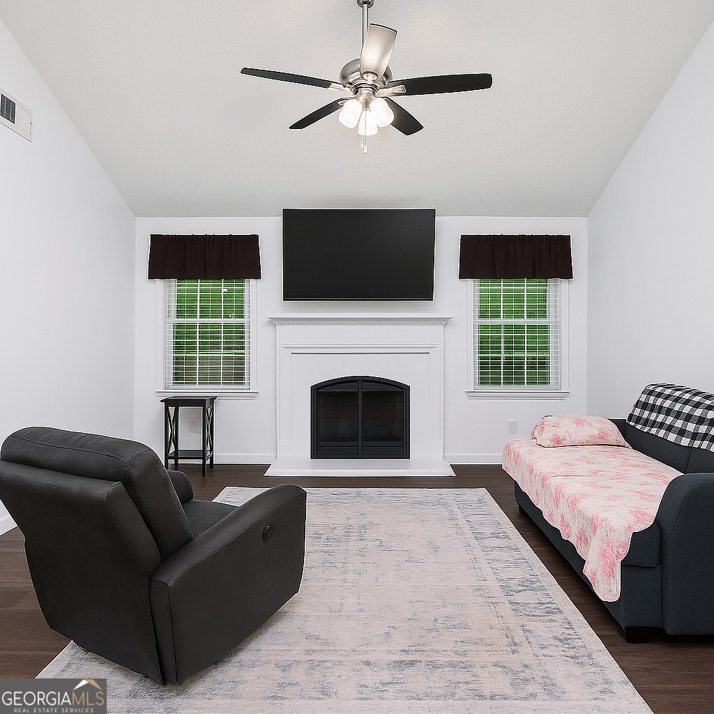 106 Kerby CIR