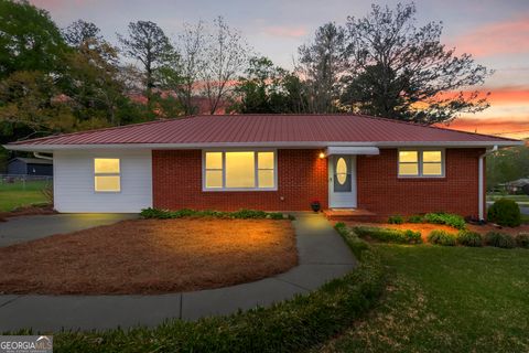Photo of 1 Pine Crest Drive, Cartersville, GA 30120 (MLS # 10725707)