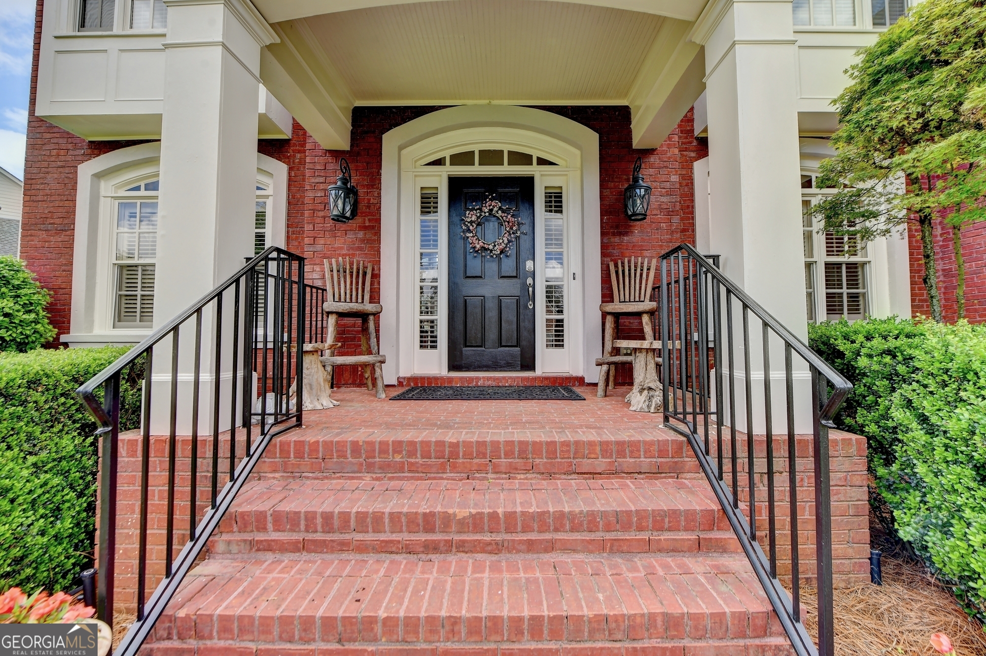266 Prestbury CT