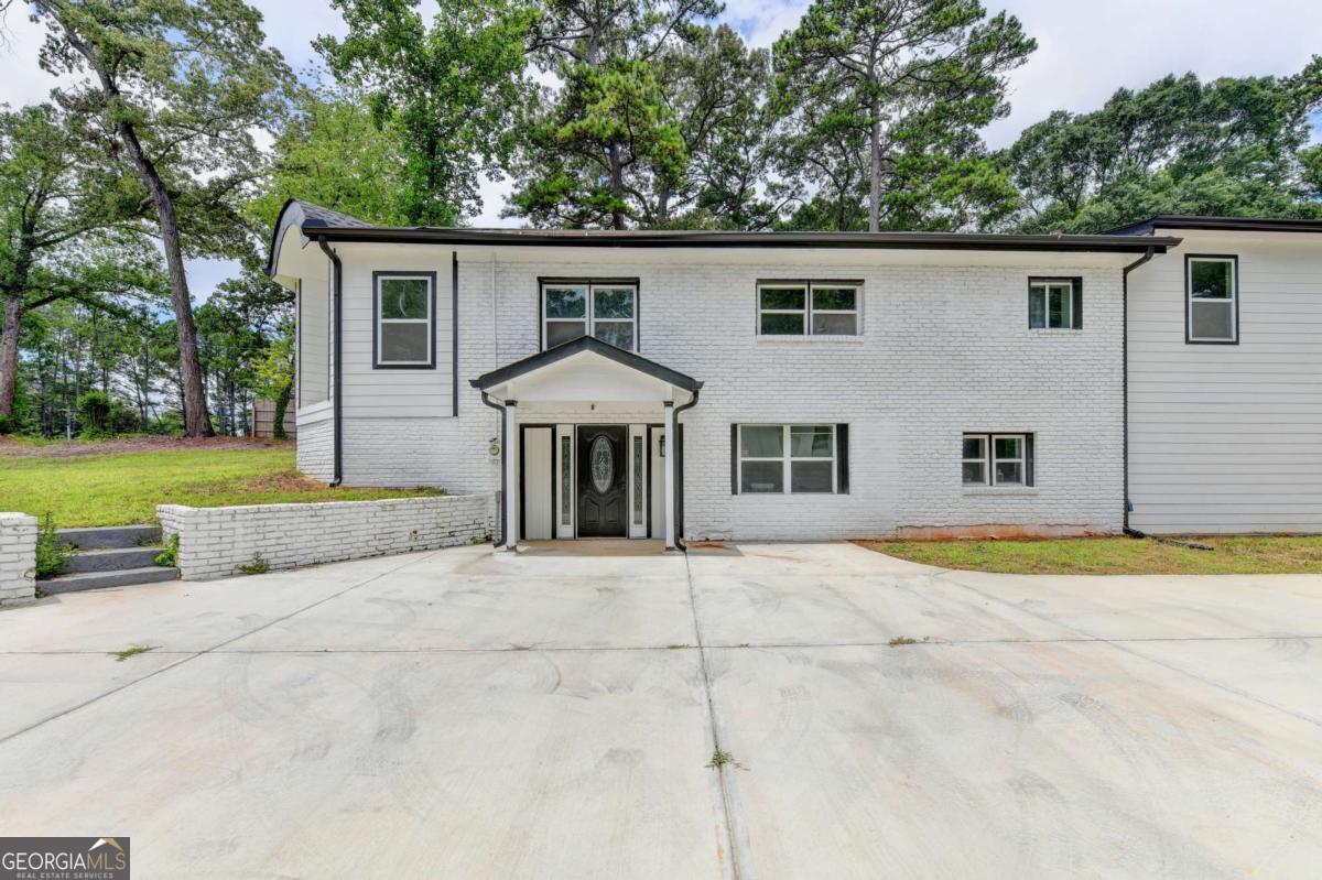 3178 North Druid Hills RD