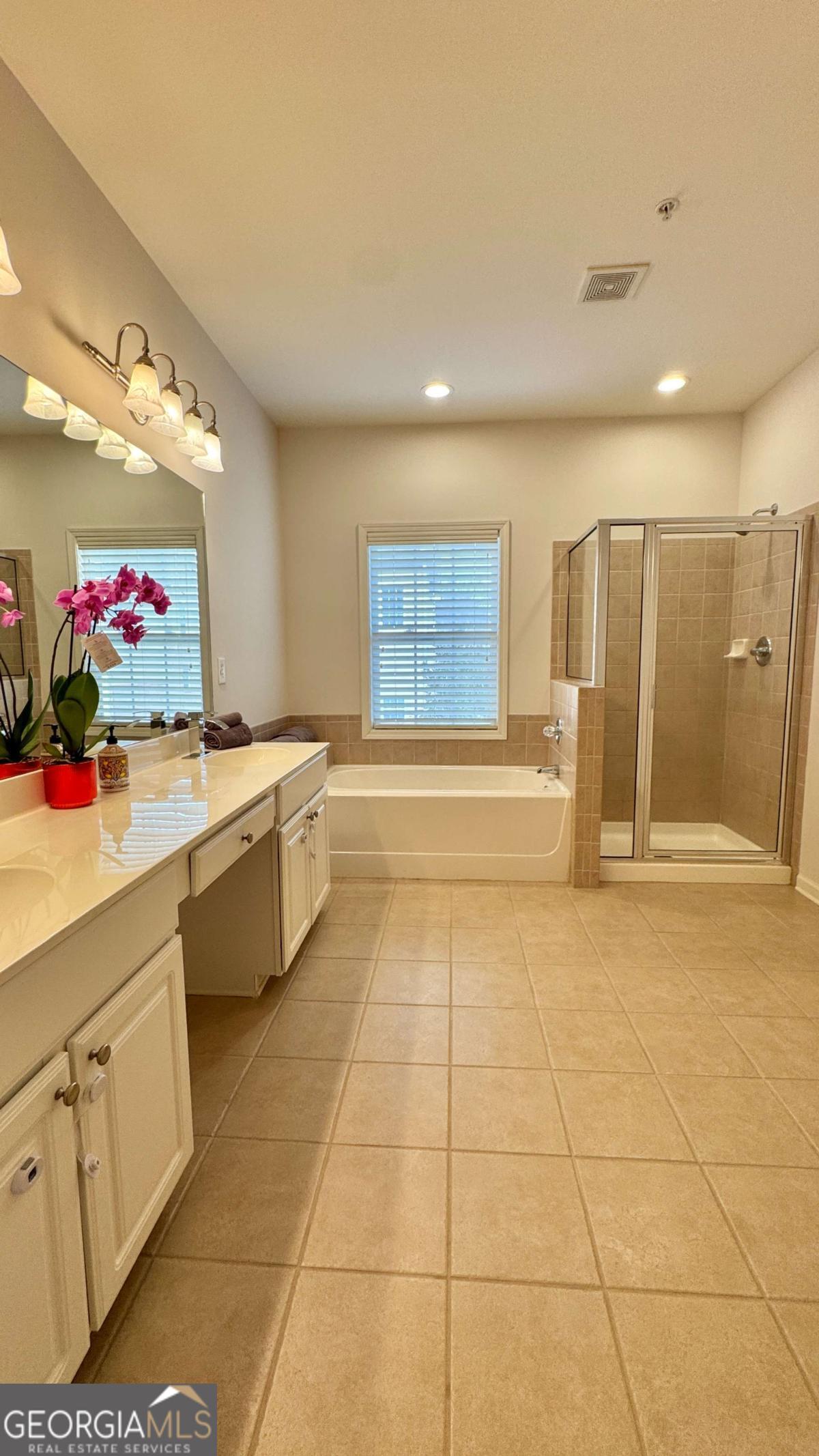 GLEN IVY TOWNHOMES - Residential