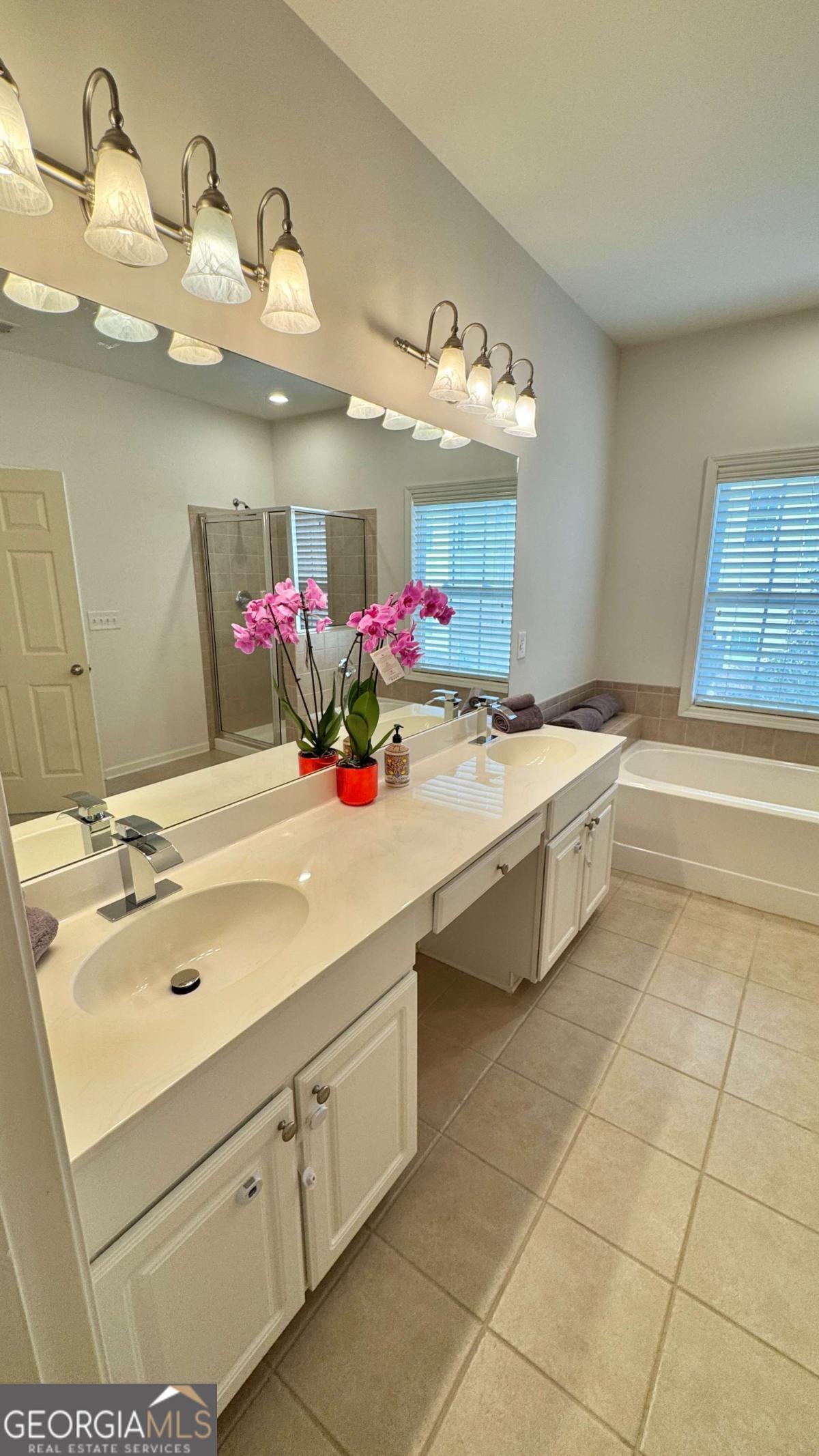 GLEN IVY TOWNHOMES - Residential