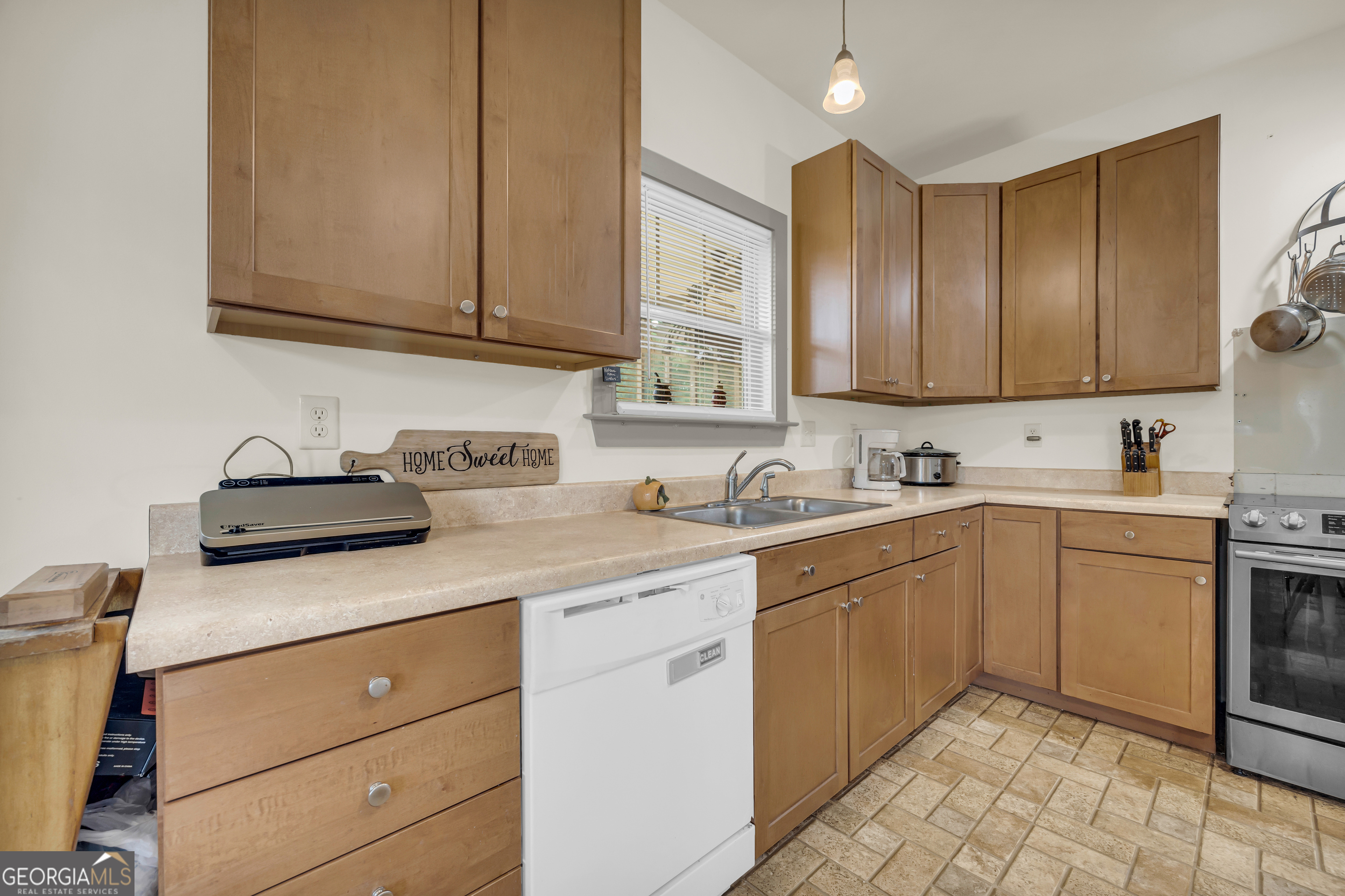 Bowman, Georgia 30624, United States, 2 Bedrooms Bedrooms, ,2 BathroomsBathrooms,Residential,Active,178506