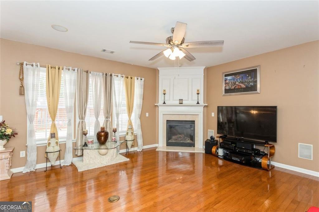 3154 Welmingham DR SW