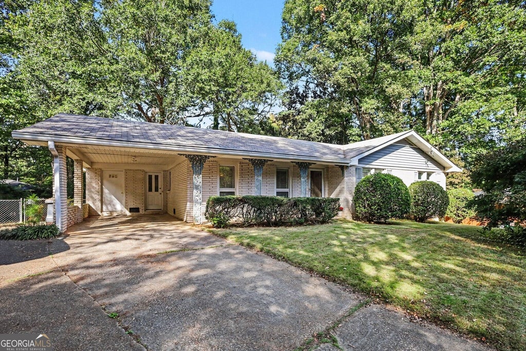 Photo of 1456 Juneau Court, Tucker, GA 30084 (MLS # 10880291)