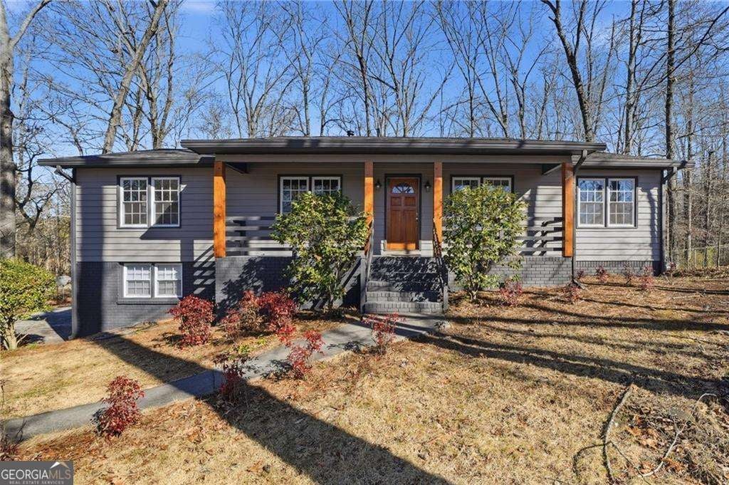 Photo of 2810 Shaw Road, Marietta, GA 30066 (MLS # 10826564)