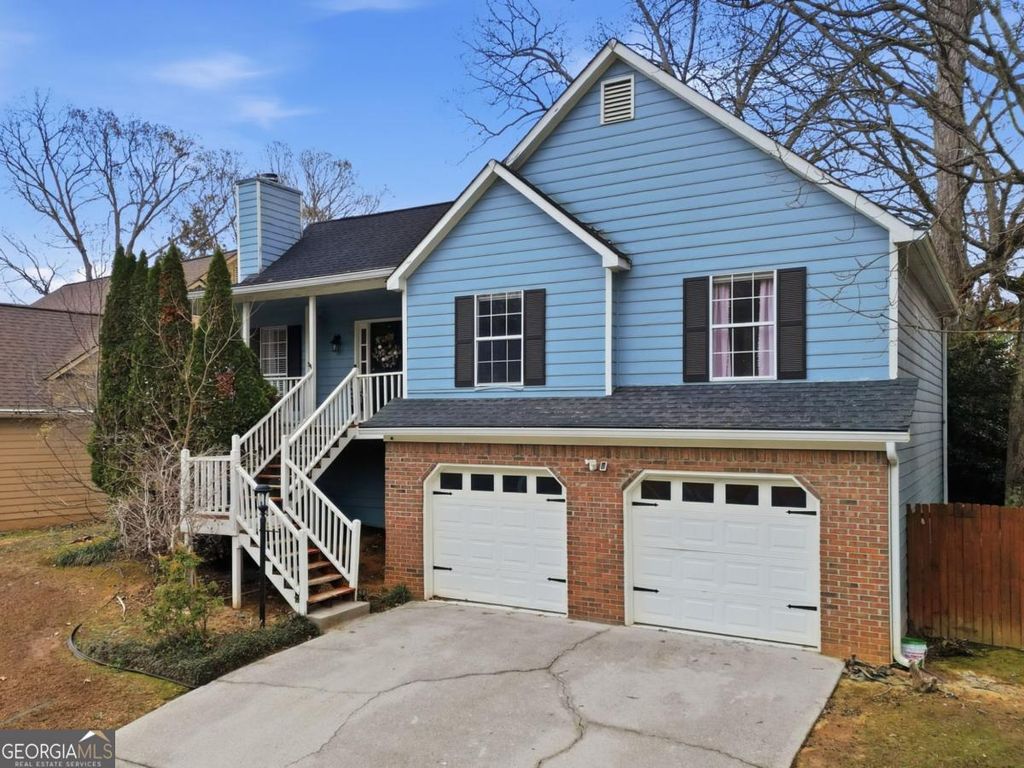 Photo of 1481 Chapel Hill Lane SW, Marietta, GA 30008 (MLS # 10656884)
