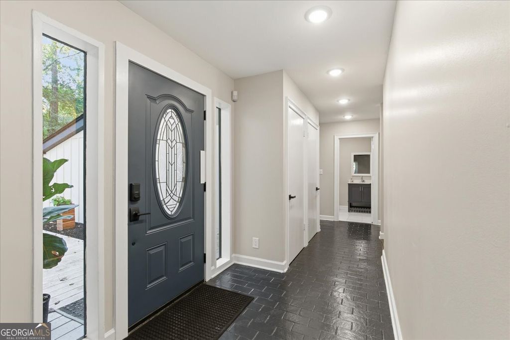 Photo of 4830 Rebel Trail NW, Sandy Springs, GA 30327 (MLS # 10632712)