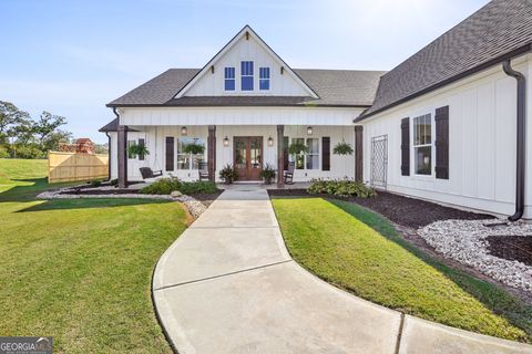 A home in Newnan