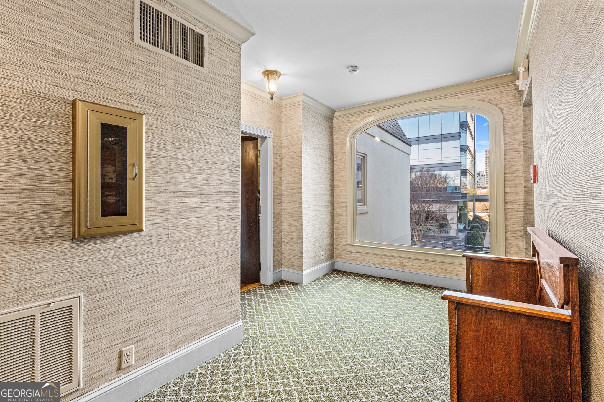 3638 Peachtree RD NE 406