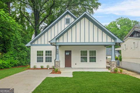 Photo of 623 Hamilton E Holmes Drive NW, Atlanta, GA 30318 (MLS # 10542791)