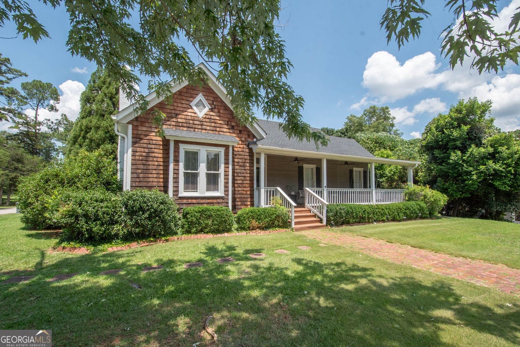 Photo of 312 Country Club Road, Lagrange, GA 30240 (MLS # 10806337)