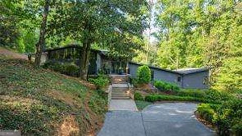 Photo of 3770 Paces Ferry Road NW, Atlanta, GA 30327 (MLS # 10753023)