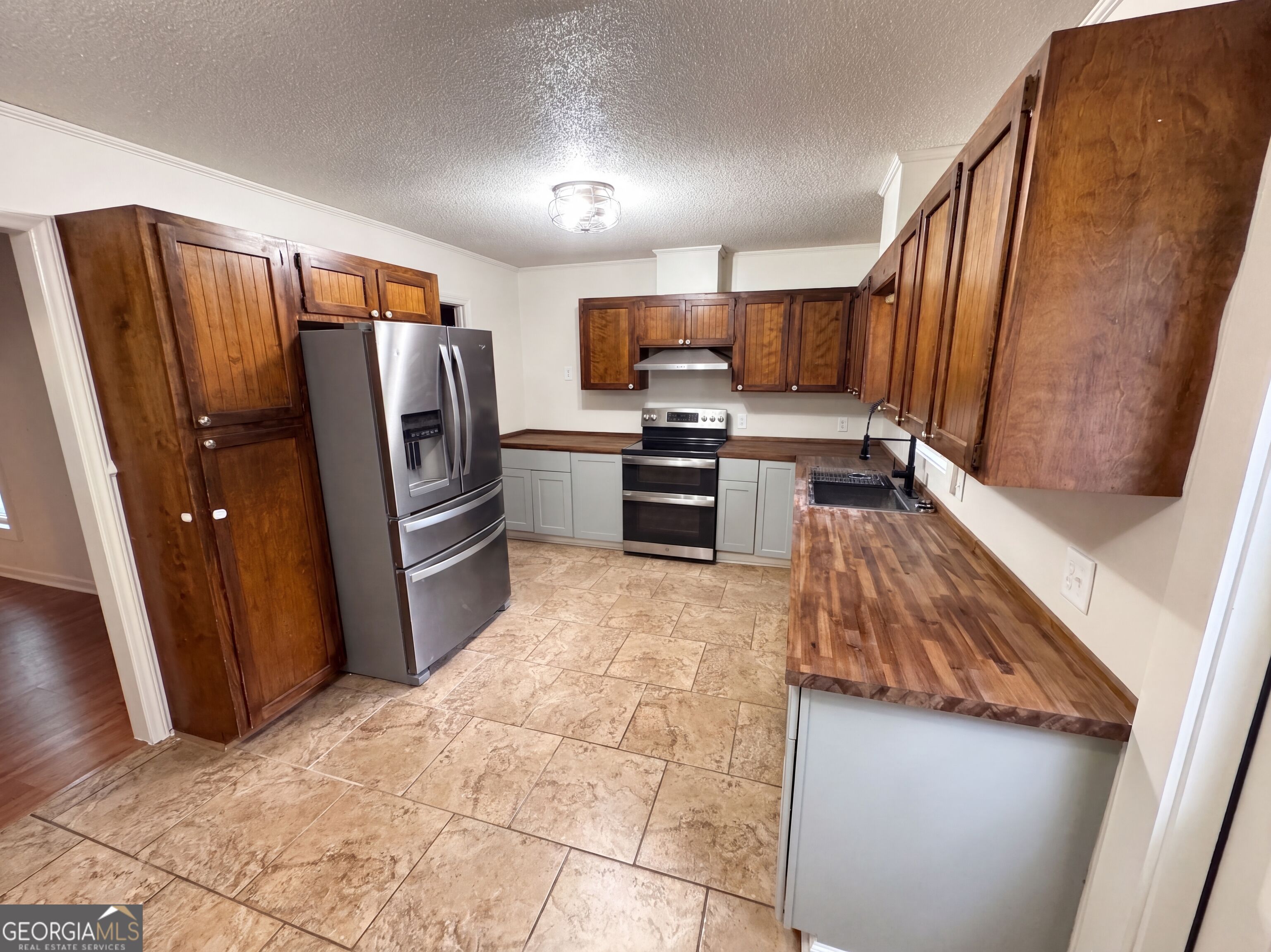 968 Edwin Phillips RD