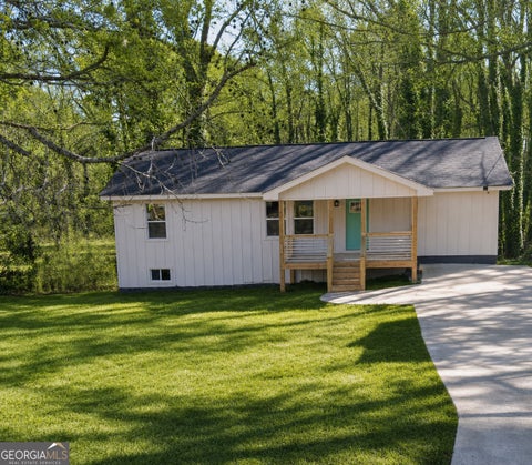 Photo of 2128 Kimberly Road SW, Atlanta, GA 30331 (MLS # 10797453)