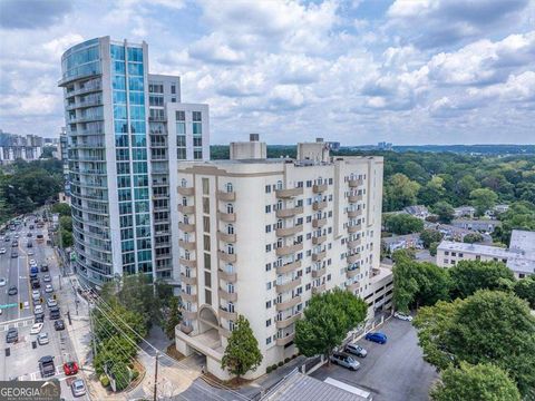Photo of 2161 Peachtree Road NE #605, Atlanta, GA 30309 (MLS # 10712733)
