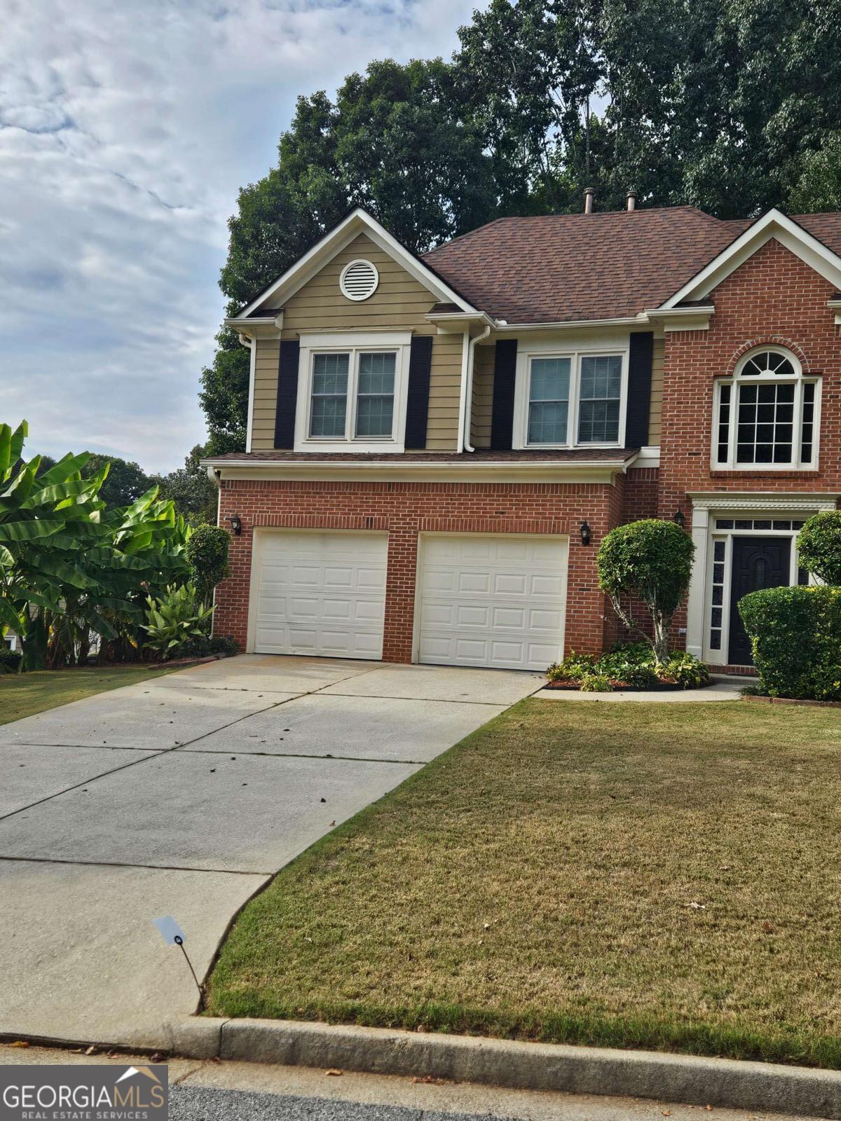 732 Mountain Oaks PKWY