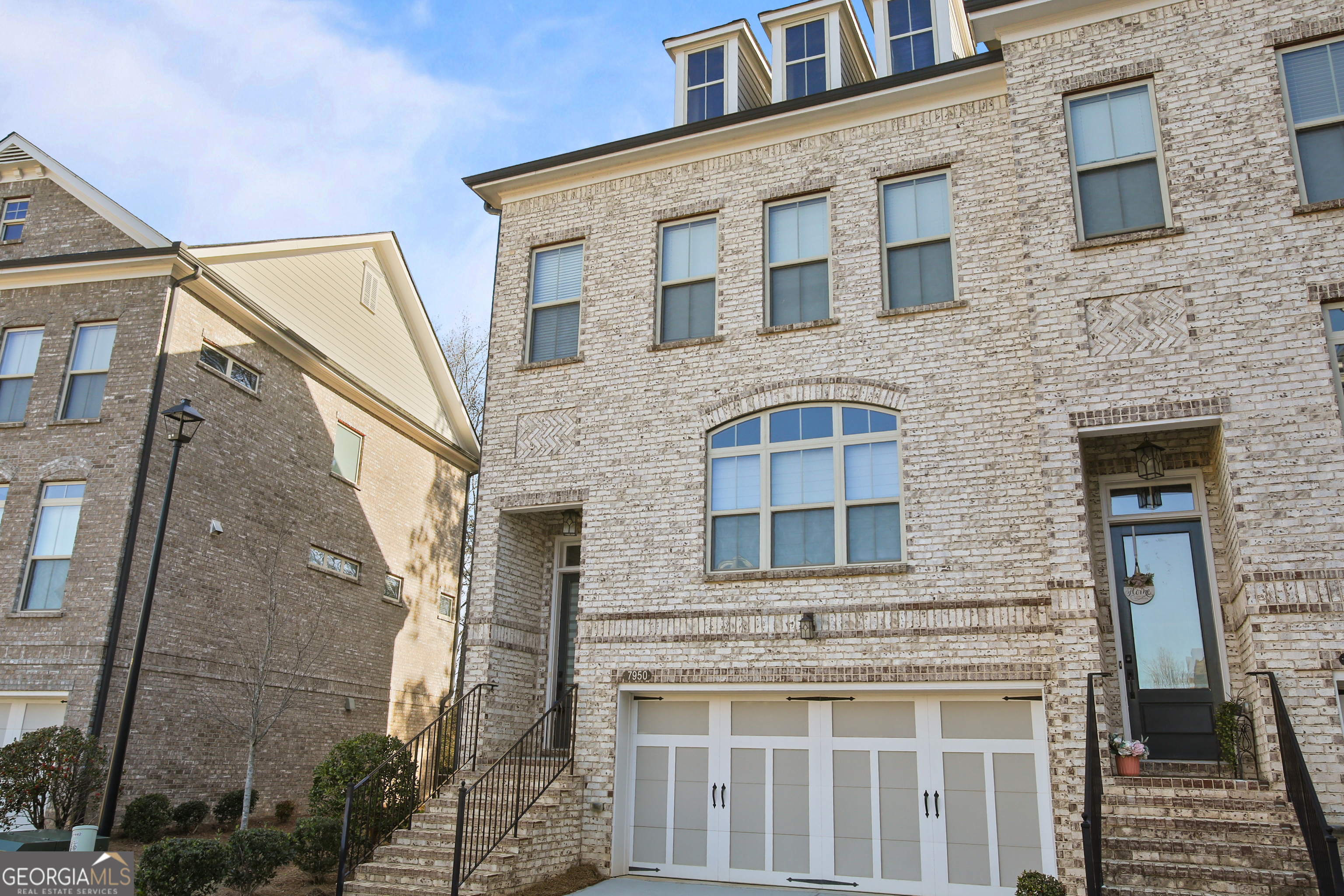 7950 Laurel Creek DR