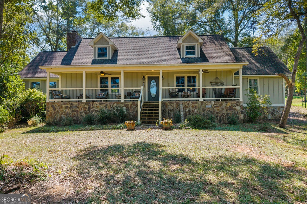 Photo of 344 Riverbend Drive, Royston, GA 30662 (MLS # 10851892)
