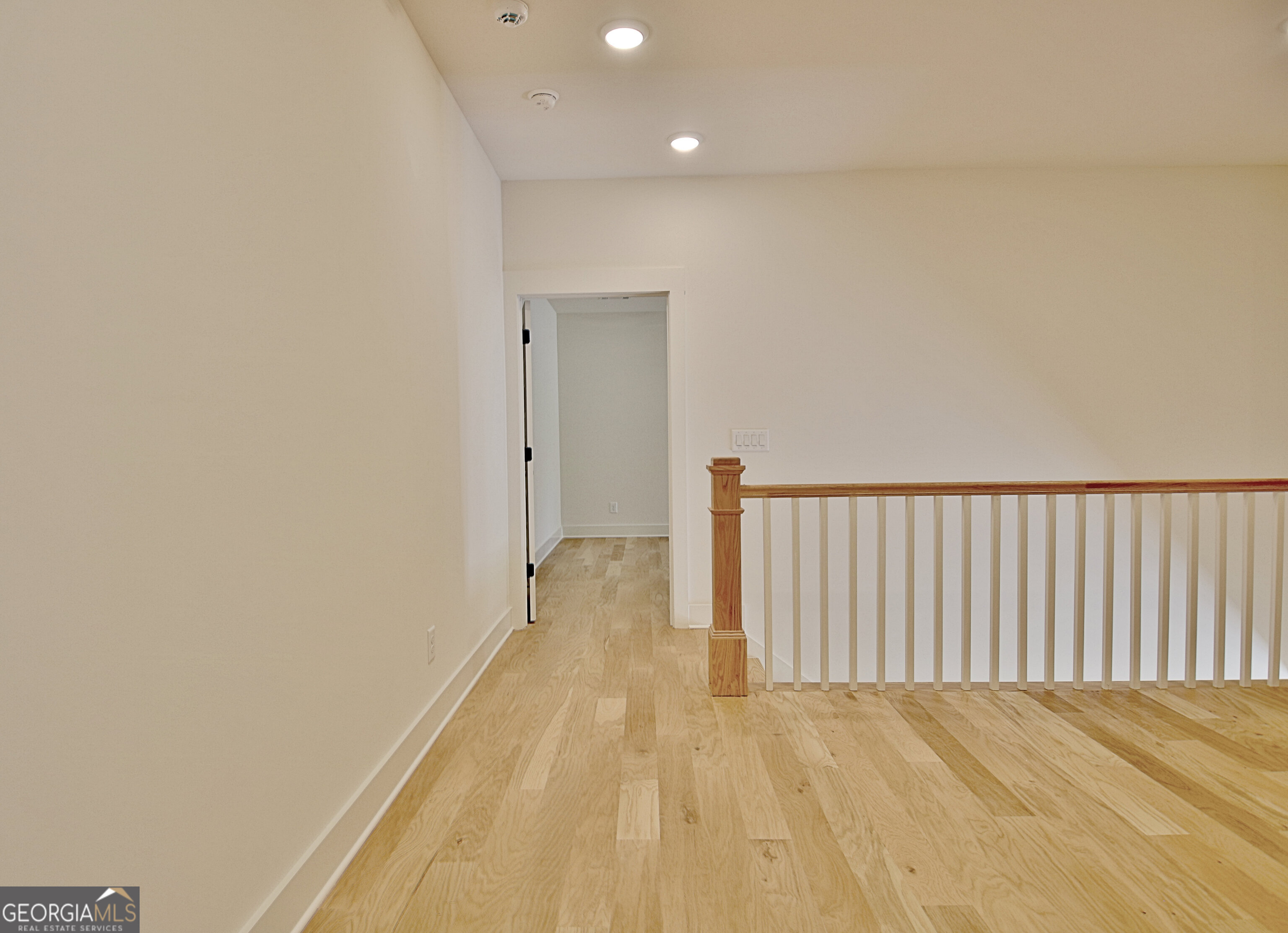 Moreland, Georgia 30259, United States, 4 Bedrooms Bedrooms, ,4 BathroomsBathrooms,Residential,Pending,78377